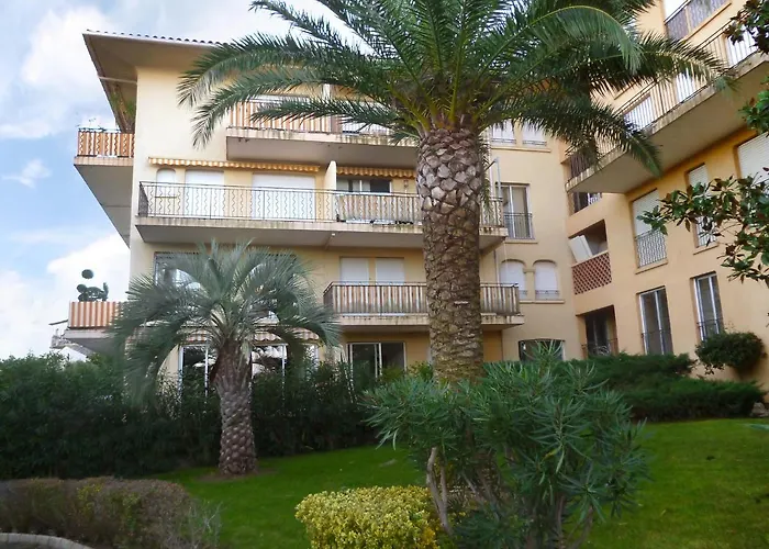 Apartment Eden Parc-4 By Interhome * Saint-Tropez
